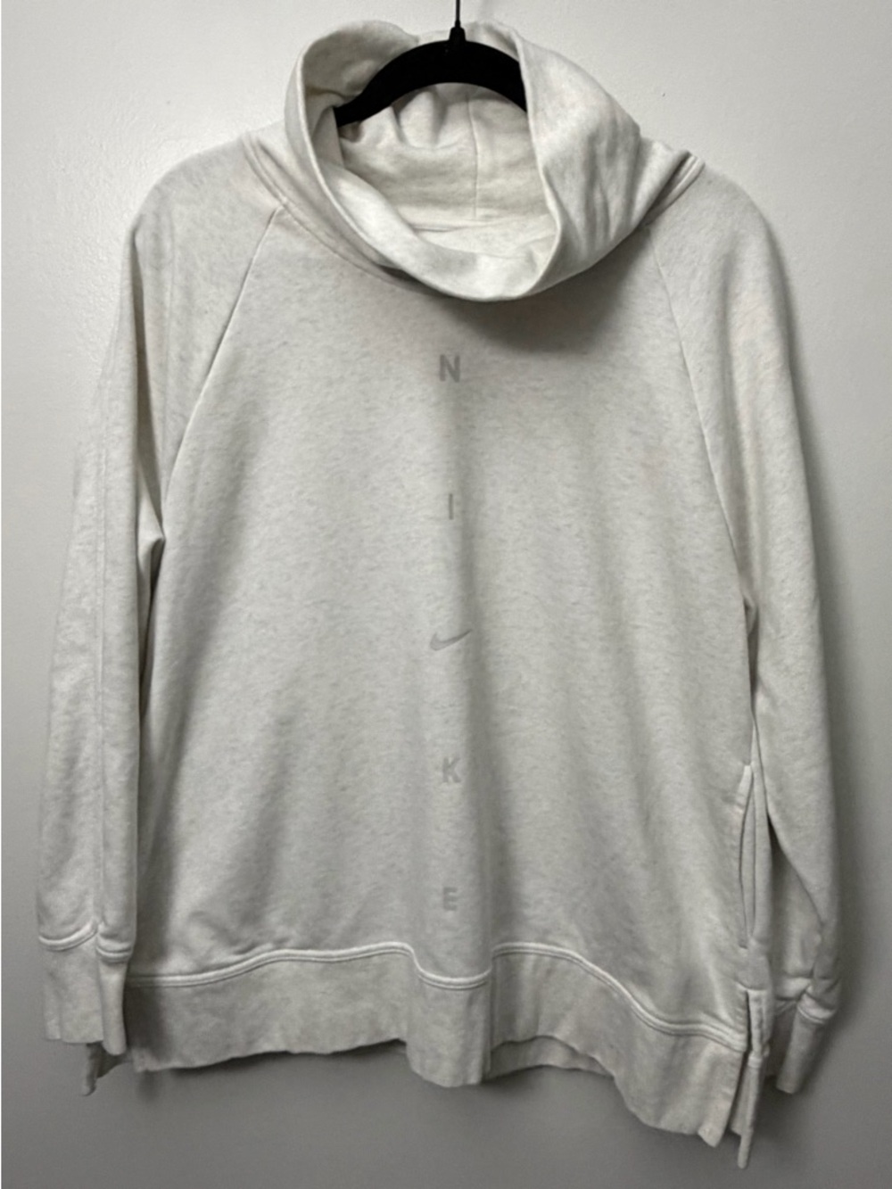 Nike Women’s Light Gray Cowl Neck Pullover Sweatshirt with Pockets
